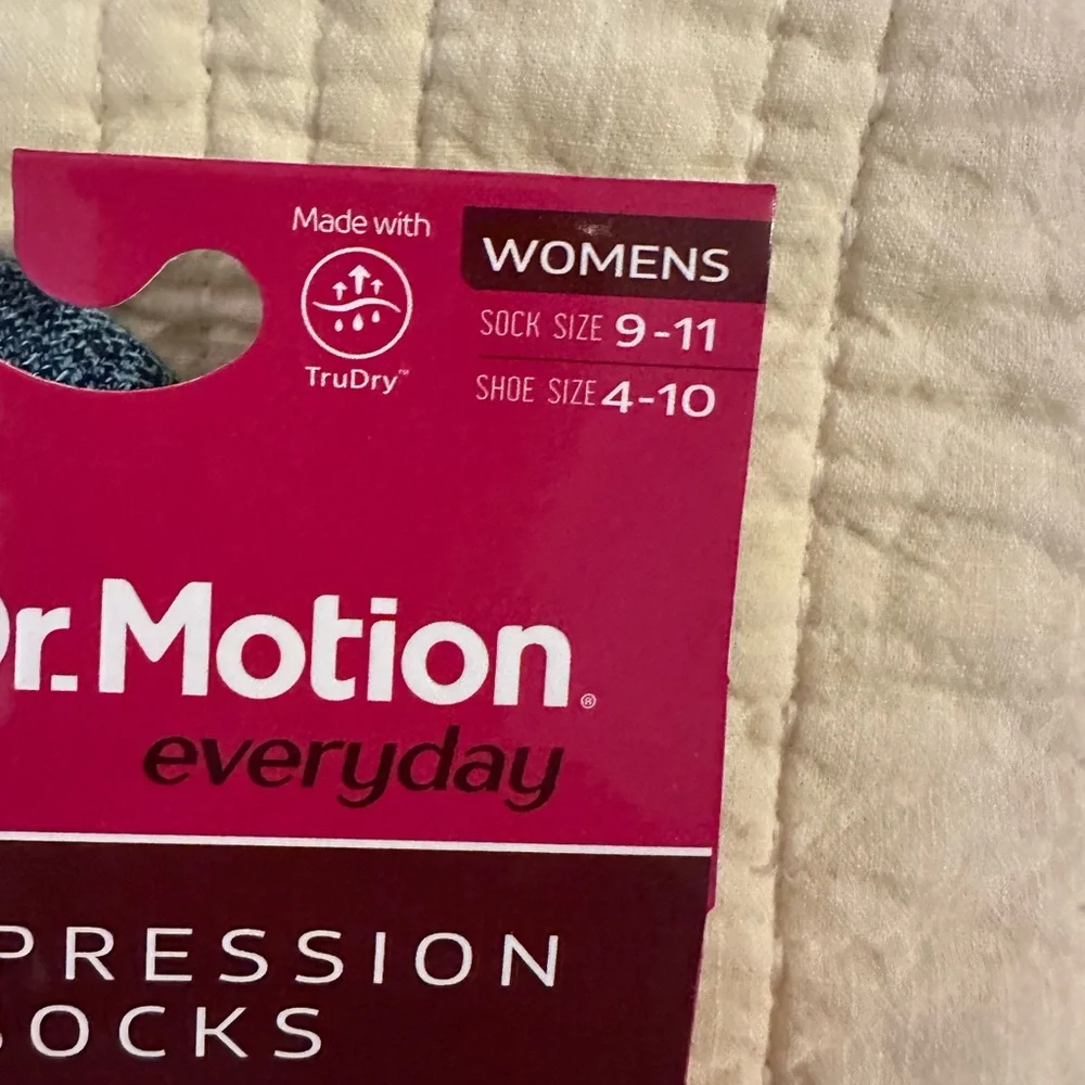 Everyday Navy Compression Socks